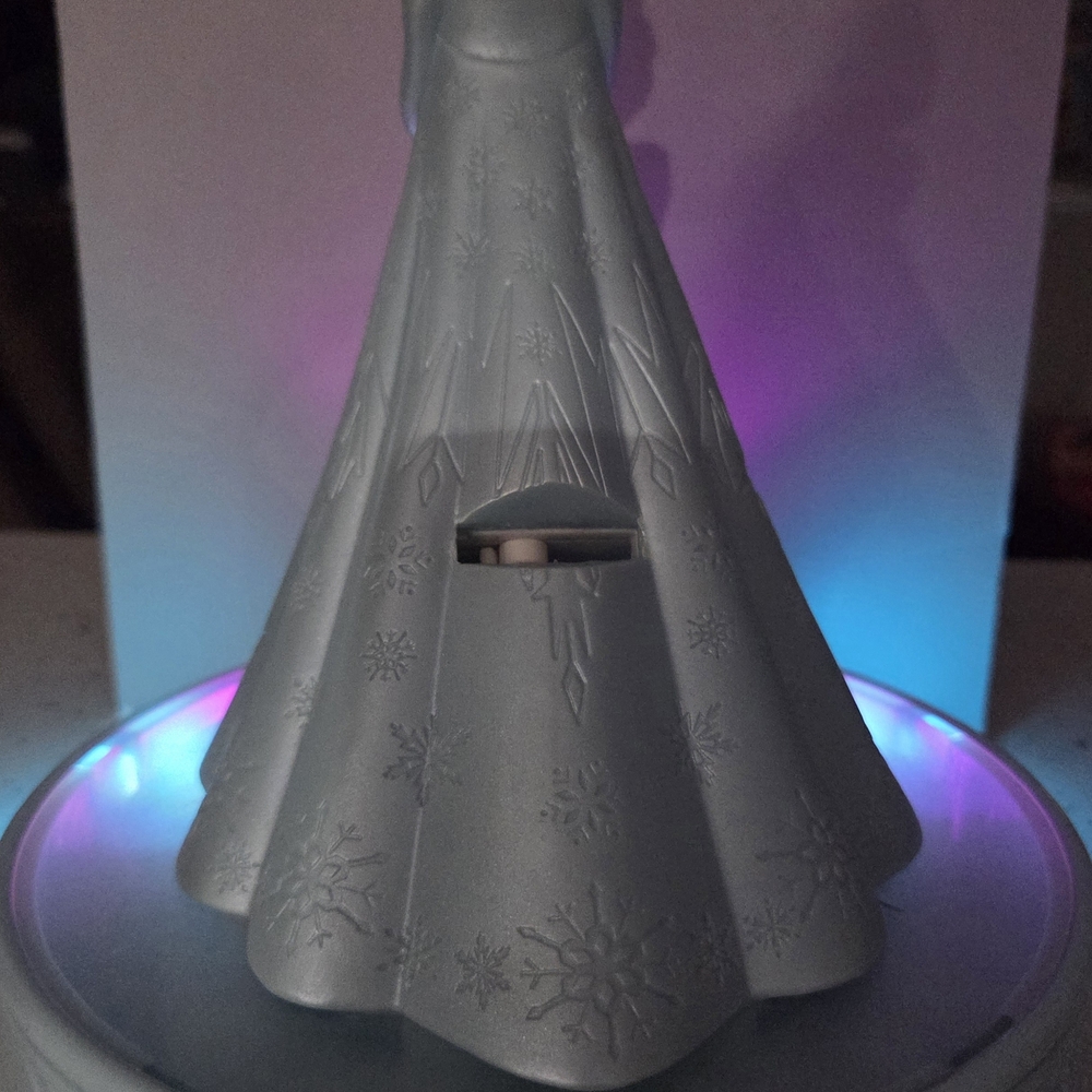 Frozen-Inspired Snowflake Night Light